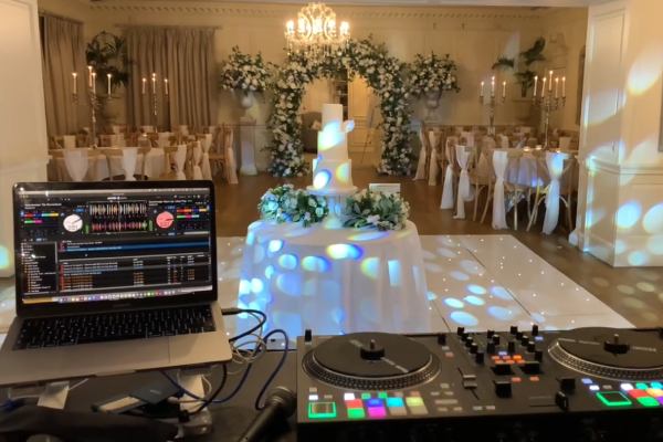 Ben Hesketh Wedding DJ